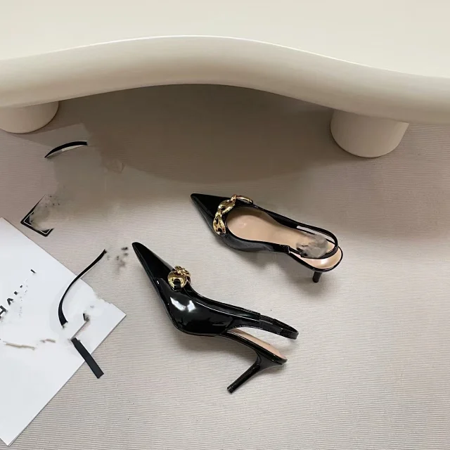 Gucci High Heels Pointed-Toe Chain-Embellished Slingback Stiletto product detail image 4