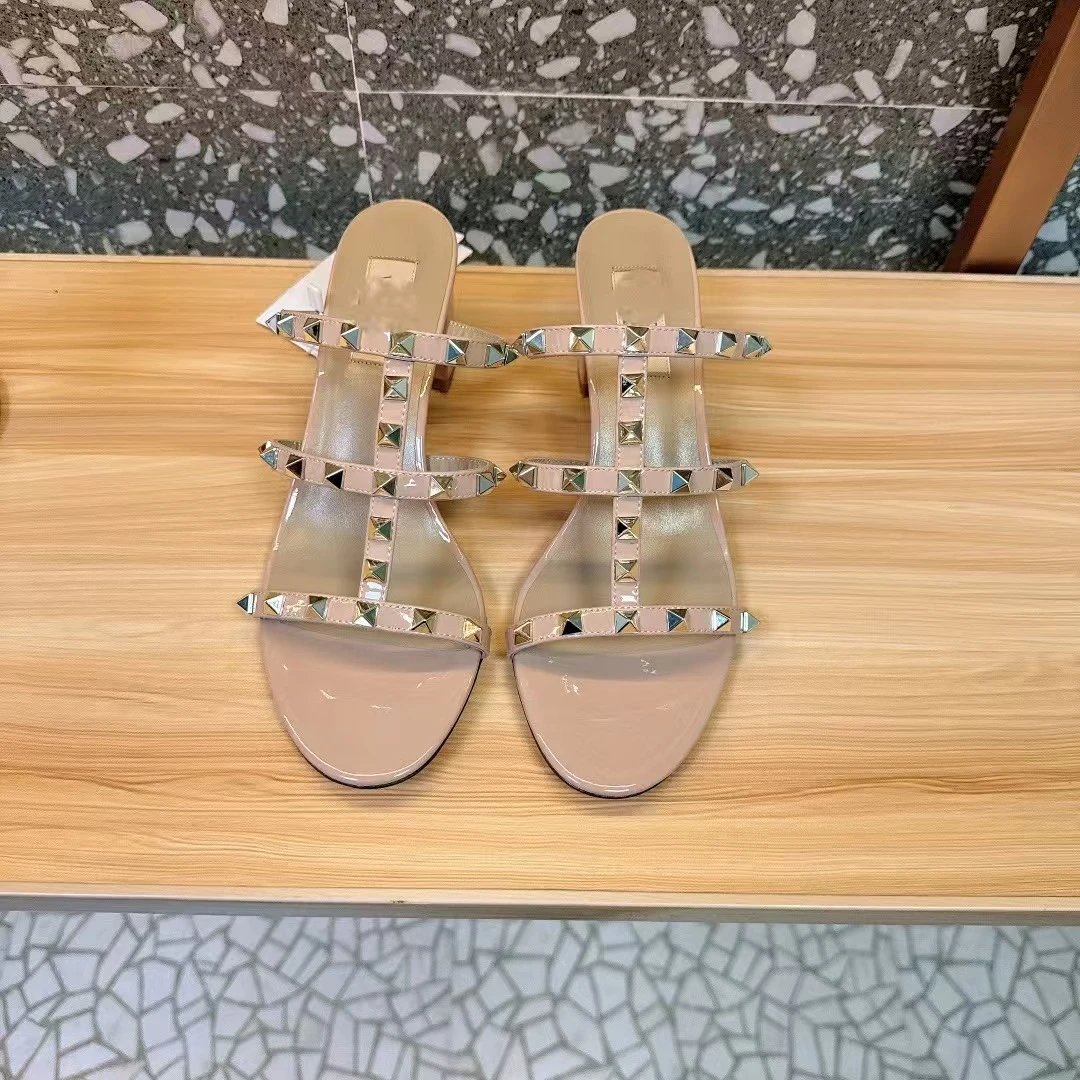 Valentino Garavani Rockstud Strappy Slide Sandals Beige Sandals - 40