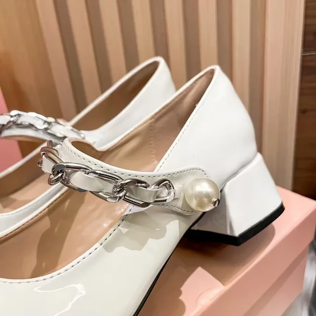 Miu Sandals T-Strap Slingback Block-Heel product detail image 7
