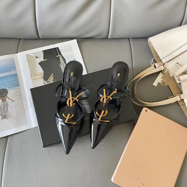 Saint Laurent High Heels Pointed-Toe Patent Leather Logo Mules product detail image 8