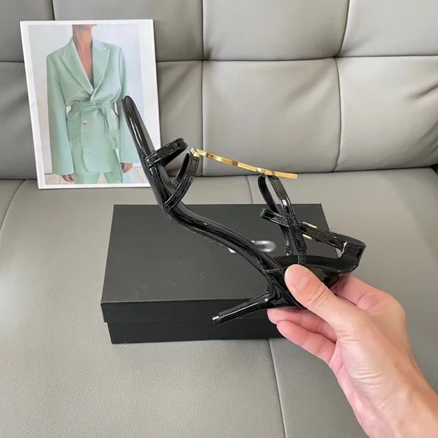 Saint Laurent High Heels Pointed-Toe Patent Leather Logo Mules product detail image 7