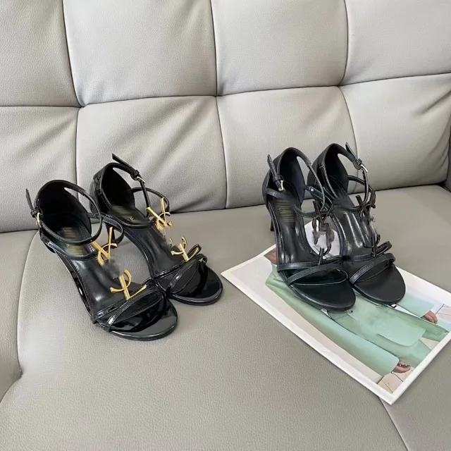 Saint Laurent High Heels Pointed-Toe Patent Leather Logo Mules product detail image 15