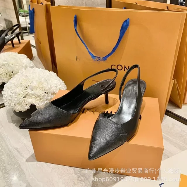 Unbranded High Heels Pointed-Toe Stiletto Pumps product detail image 4