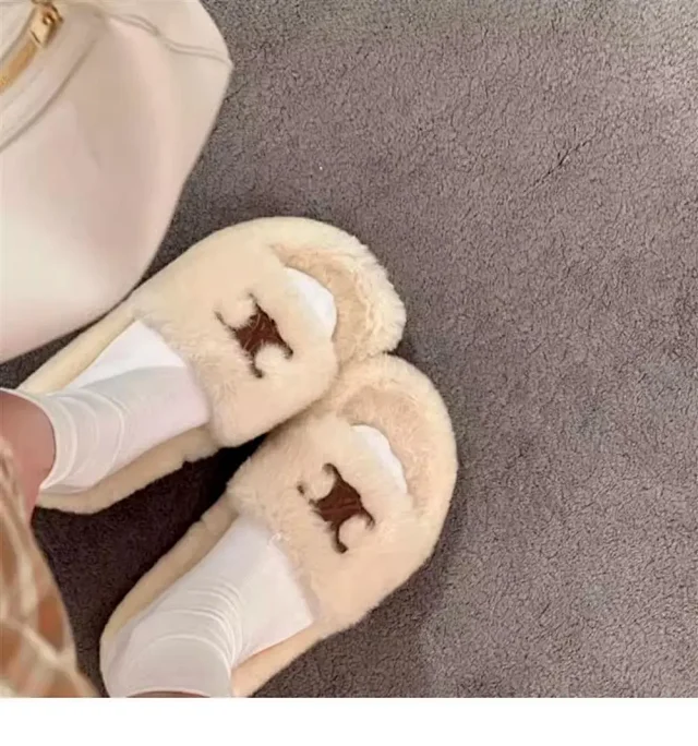 Celine Slippers Triomphe Logo Faux-Fur Slide product detail image 11