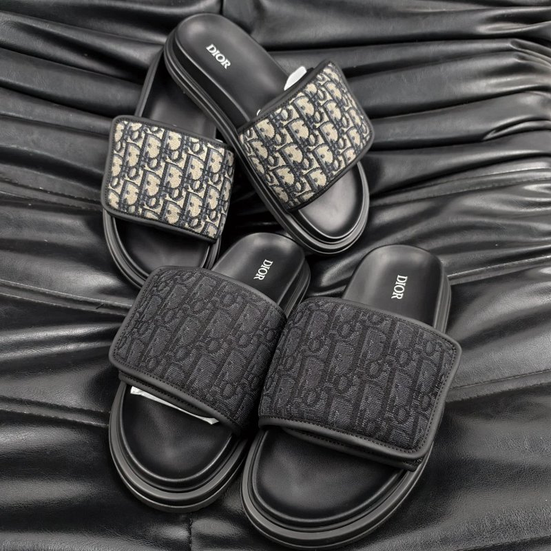 Louis Vuitton slides