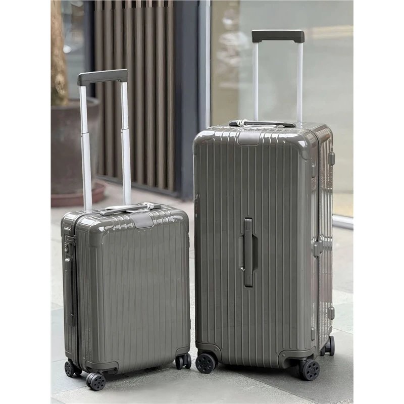 Rimowa Luggage Bag — Mineral rock gray Essential Series colorway — USFans Spreadsheet photo