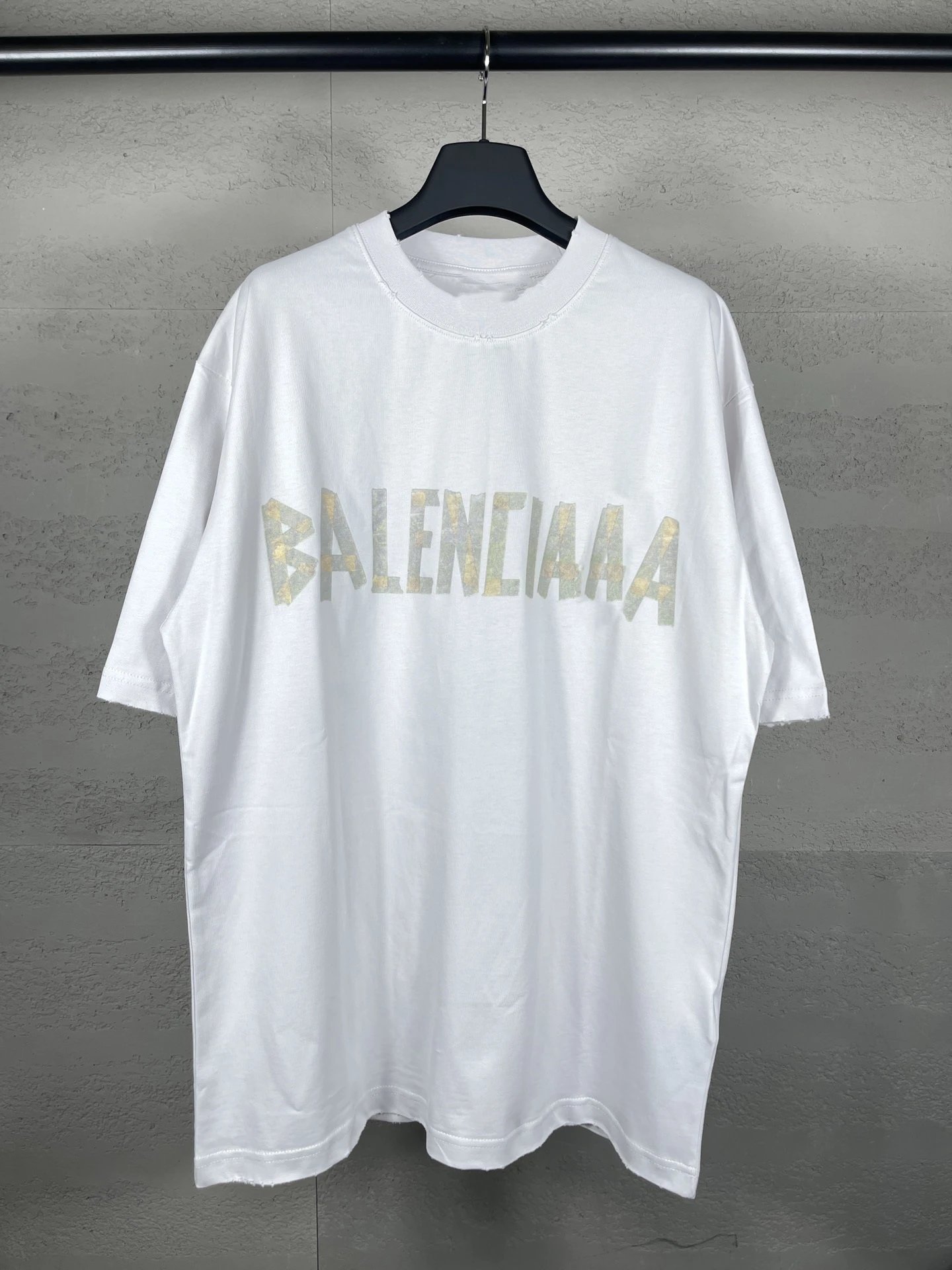 Balenciaga T-Shirts 30+ — Milk gray colorway — USFans Spreadsheet photo