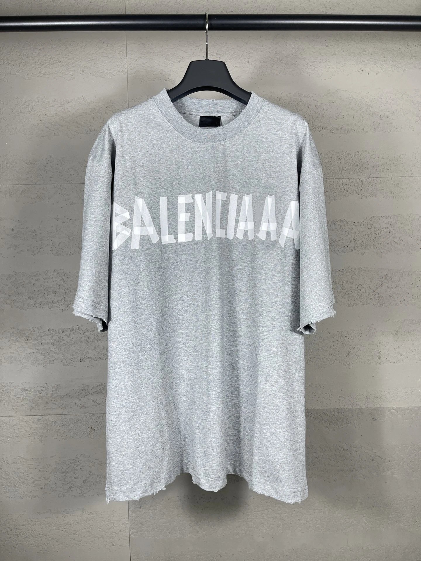Balenciaga T-Shirts 30+ — gray colorway — USFans Spreadsheet photo