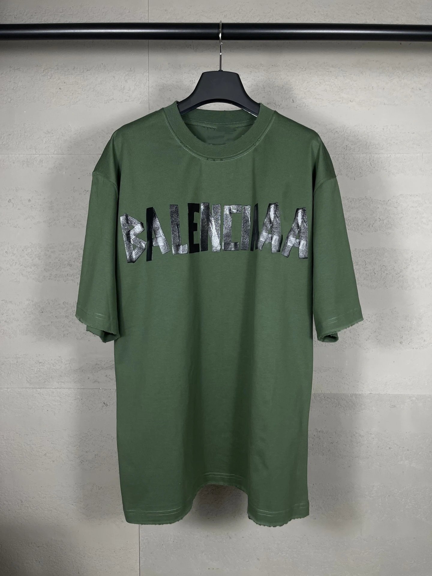 Balenciaga T-Shirts 30+ — Green colorway — USFans Spreadsheet photo