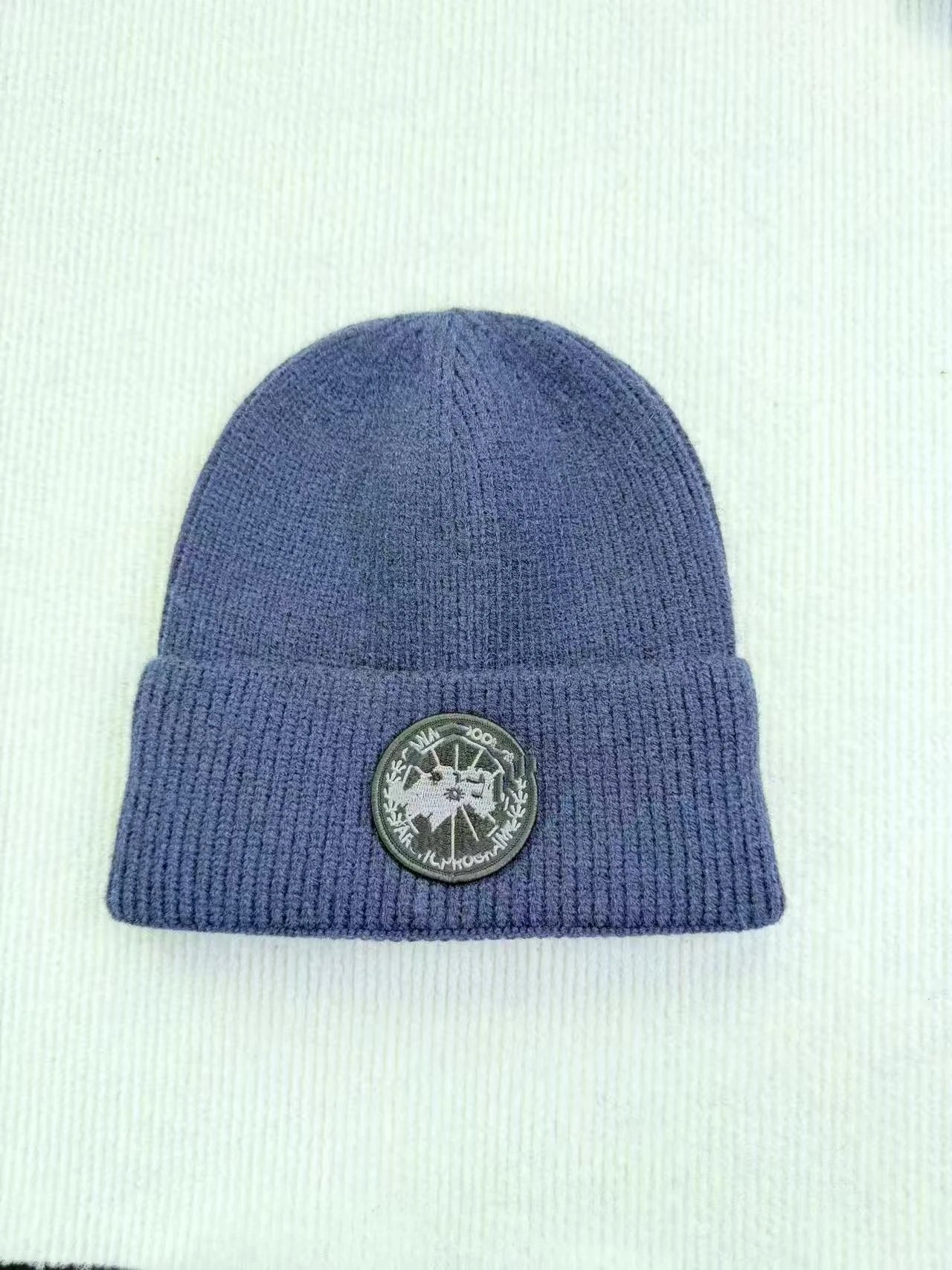 Black Badge Beanie — black mark navy blue colorway — USFans Spreadsheet photo