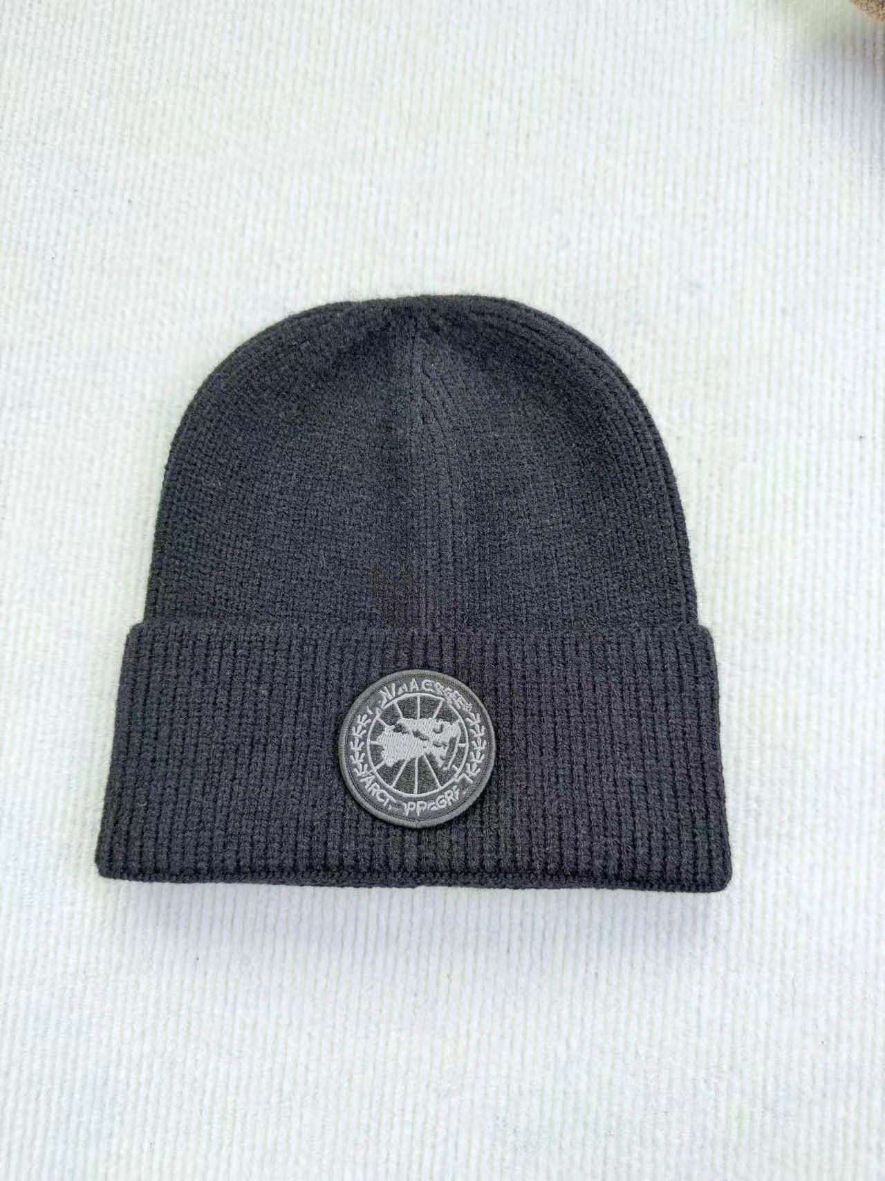 Black Badge Beanie — Black Mark Black colorway — USFans Spreadsheet photo