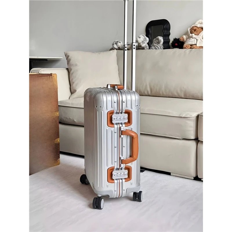 Rimowa Luggage Bag — Magnesium aluminum Twist colorway — USFans Spreadsheet photo
