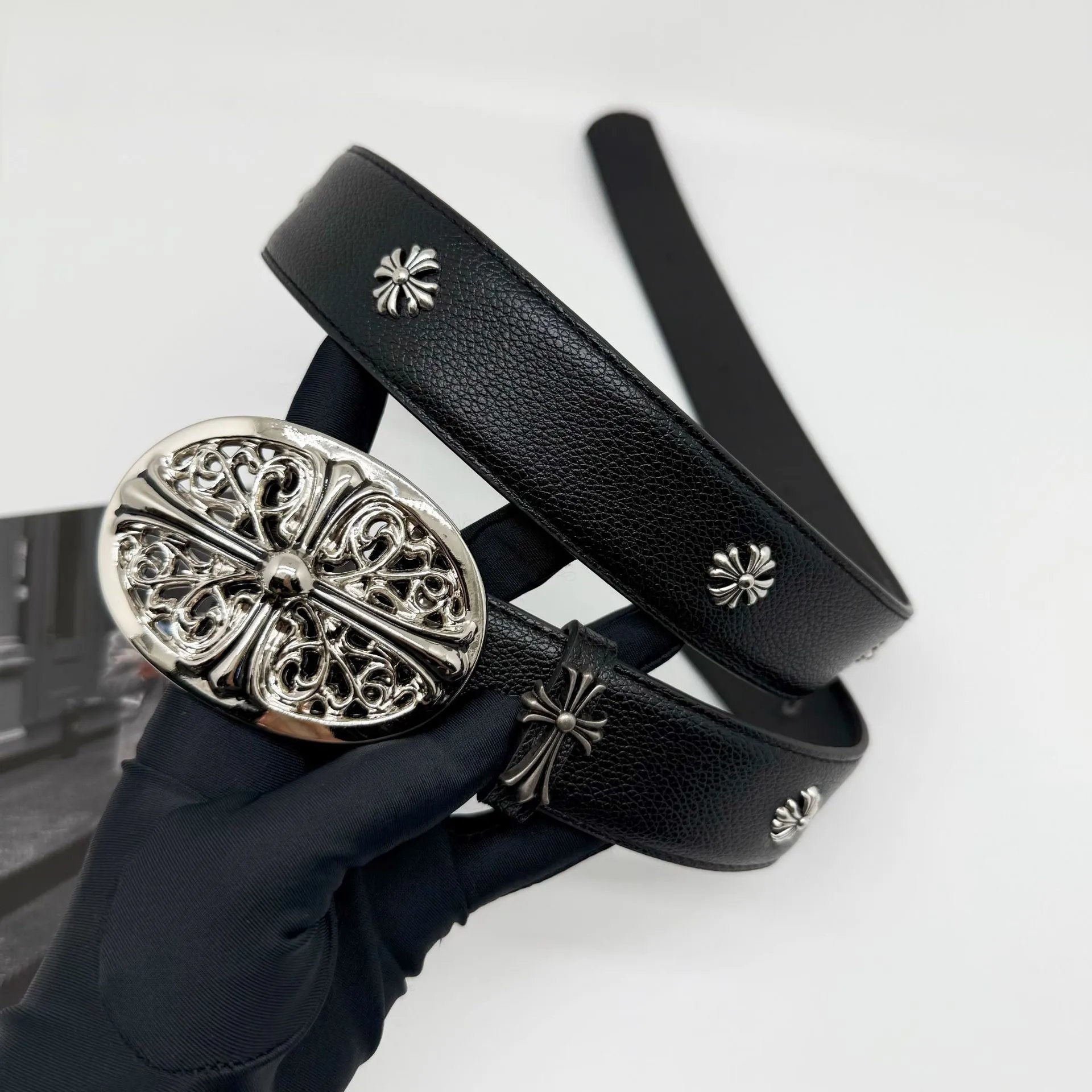 Chrome Hearts Belt — The round cross flower has a black border. colorway — USFans Spreadsheet photo