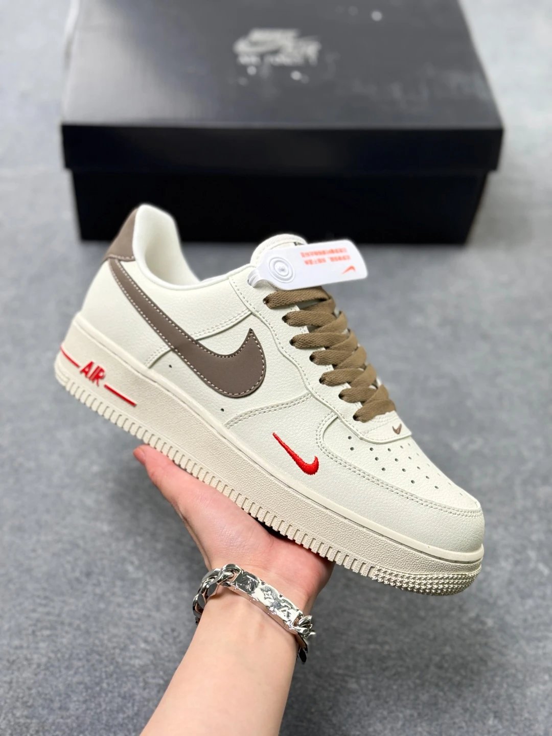Supreme Air Force 1 Black — Milk coffee colorway — USFans Spreadsheet photo