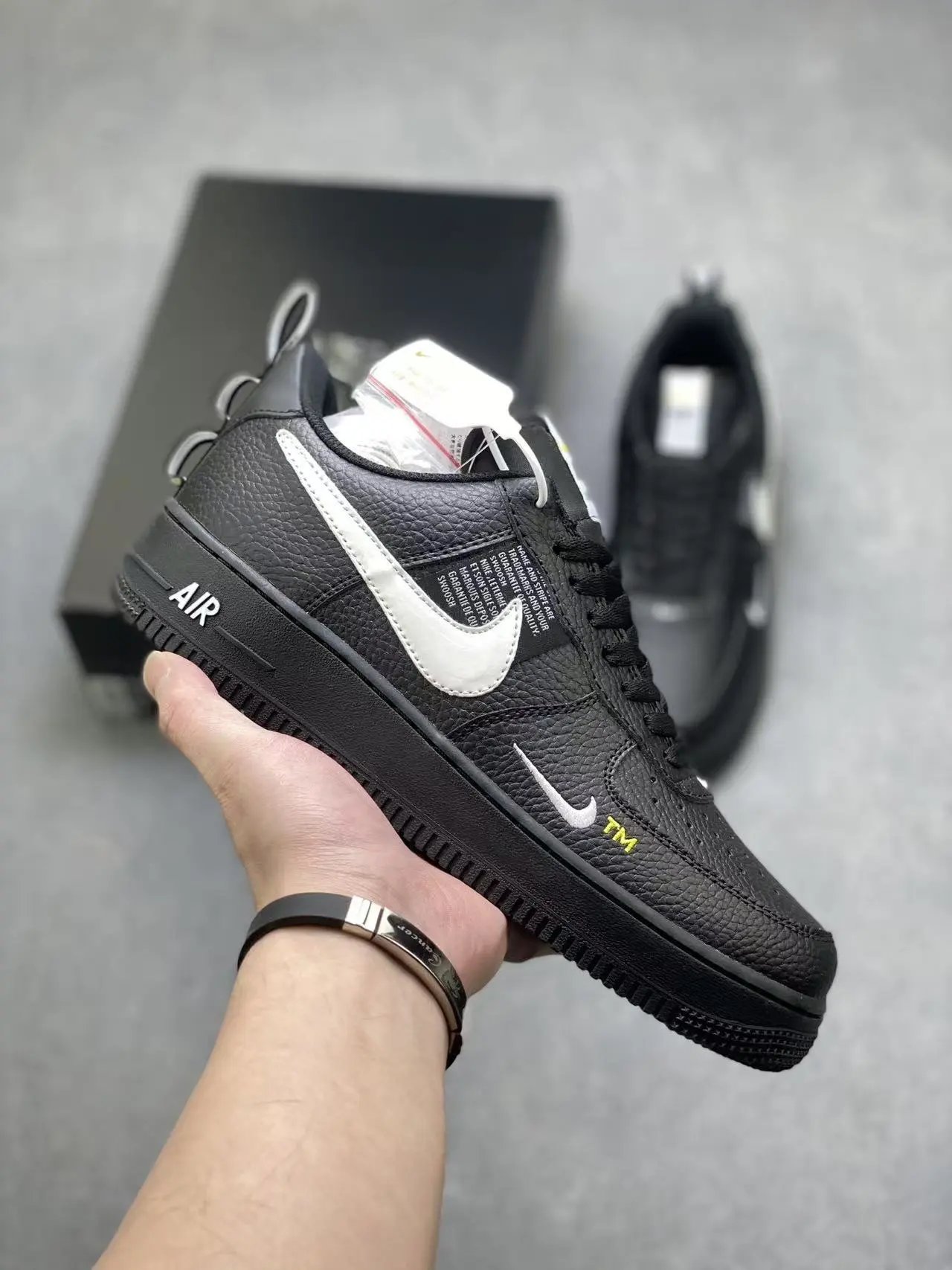 Supreme Air Force 1 Black — black deconstruction colorway — USFans Spreadsheet photo