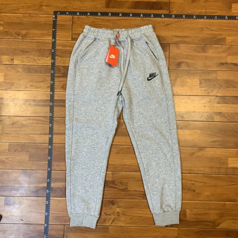 Nike Hoodie — Gray sweatpants colorway — USFans Spreadsheet photo