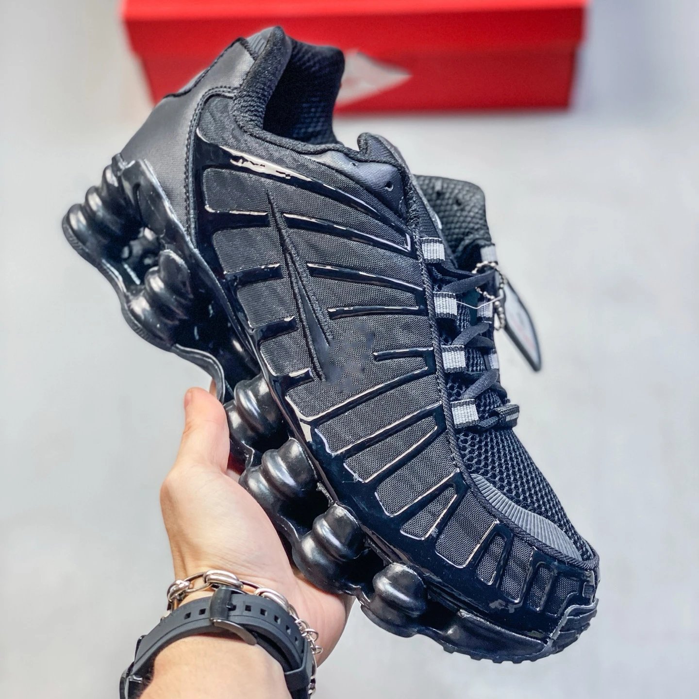 Best Batch Shox All Black — 15 colorway — USFans Spreadsheet photo