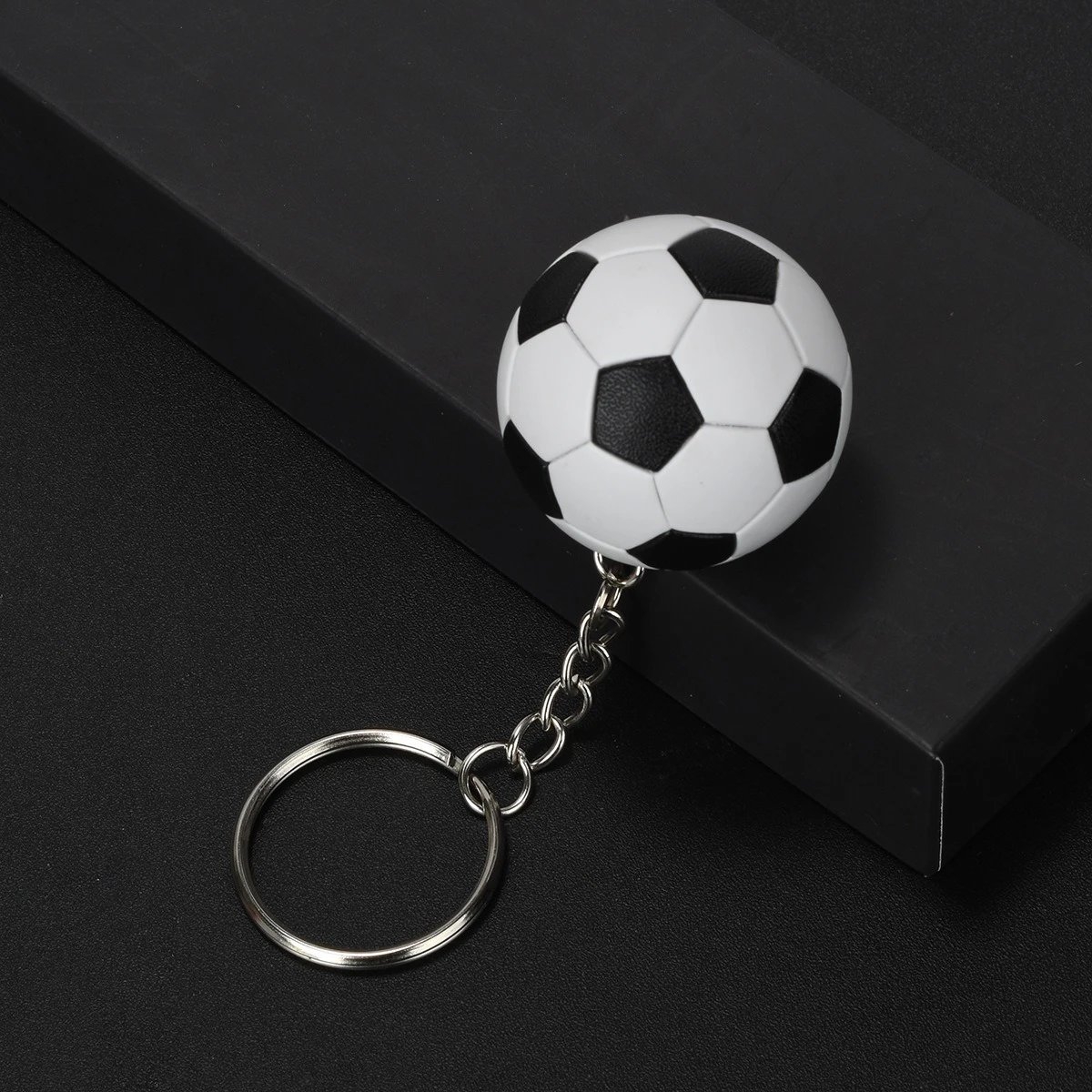 Football matte black and white (3.6 cm)