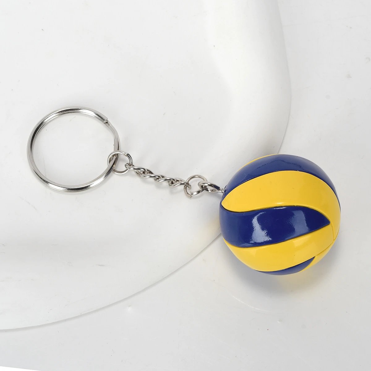 Volleyball rotating yellow and blue