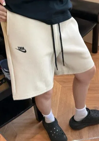 Nike Breathe Graphic Shorts White - 6