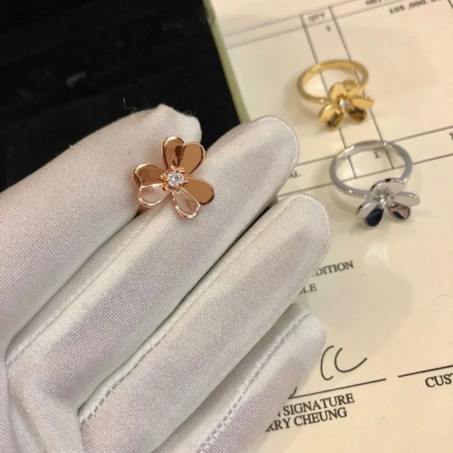 Unbranded Jewelry Assorted Ring, Necklace and Bracelet Designs product detail image 2