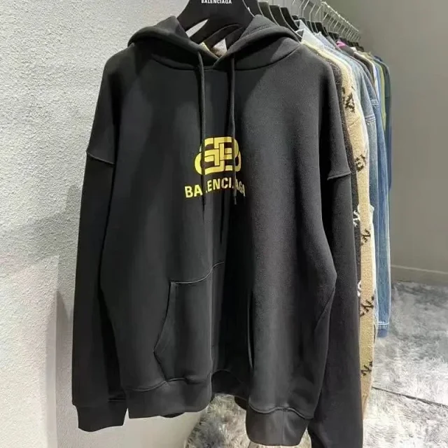 Balenciaga Hoodies & Sweatshirts Logo product detail image 4