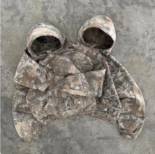 Camo Pattern Hooded Fleece Jacket