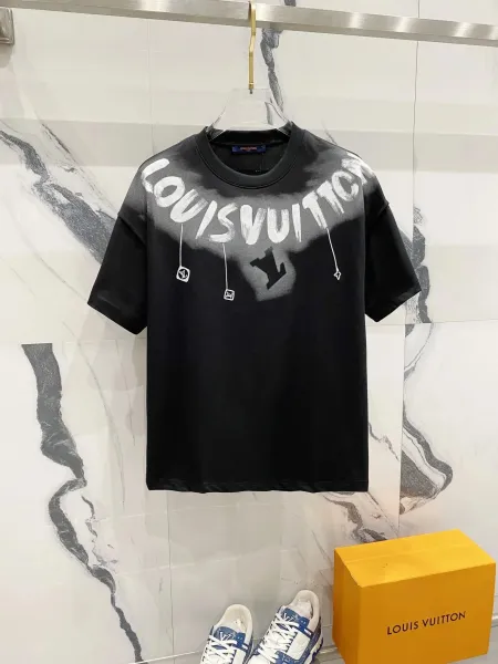Louis Vuitton Graffiti Print Black T-Shirt - 1