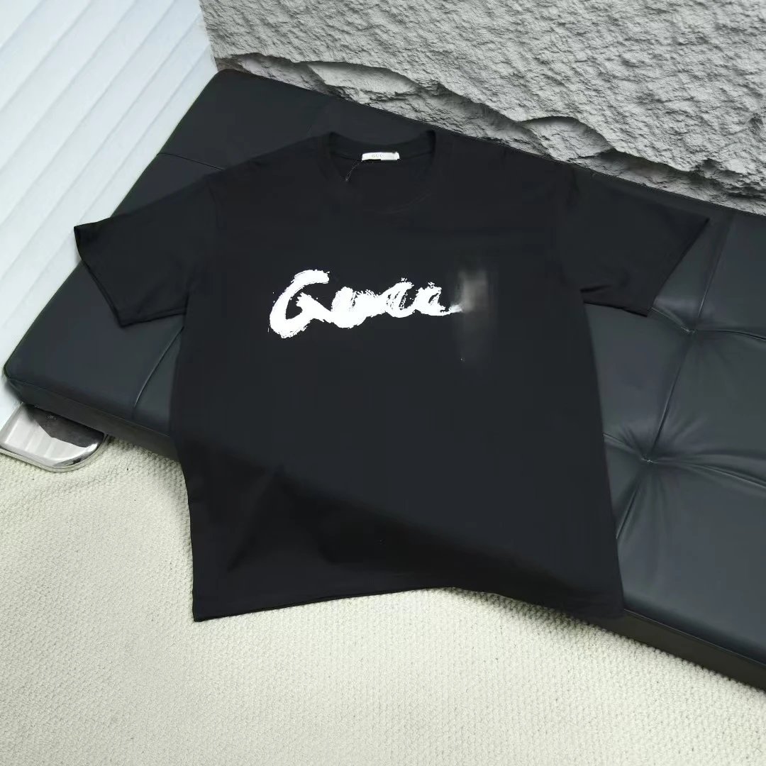 Gucci Cherry Print Black T-Shirt - 6