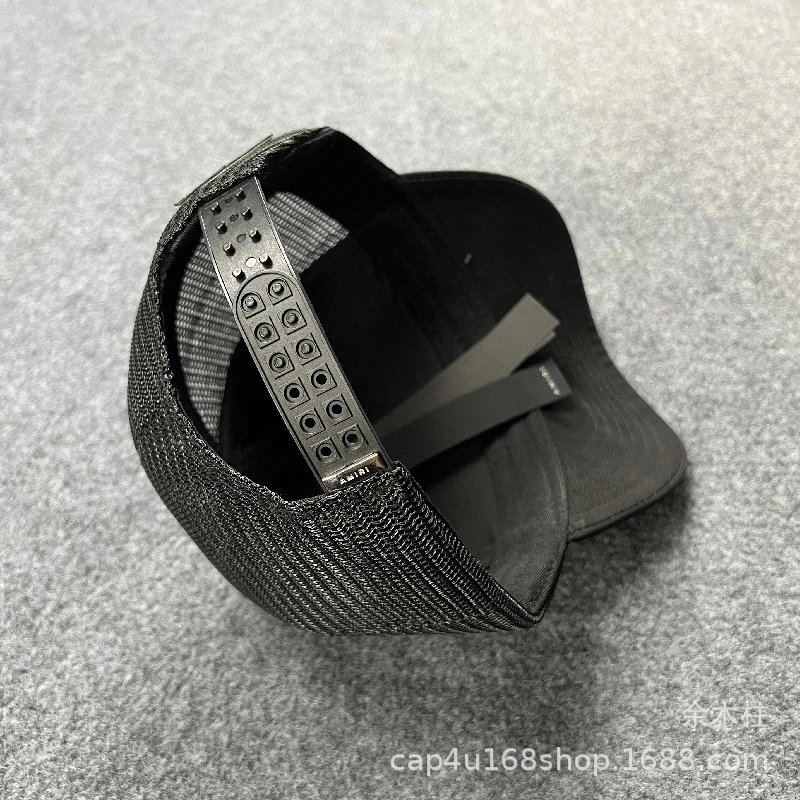 AMI Paris Logo Embroidered Two-Tone Baseball Cap - 9