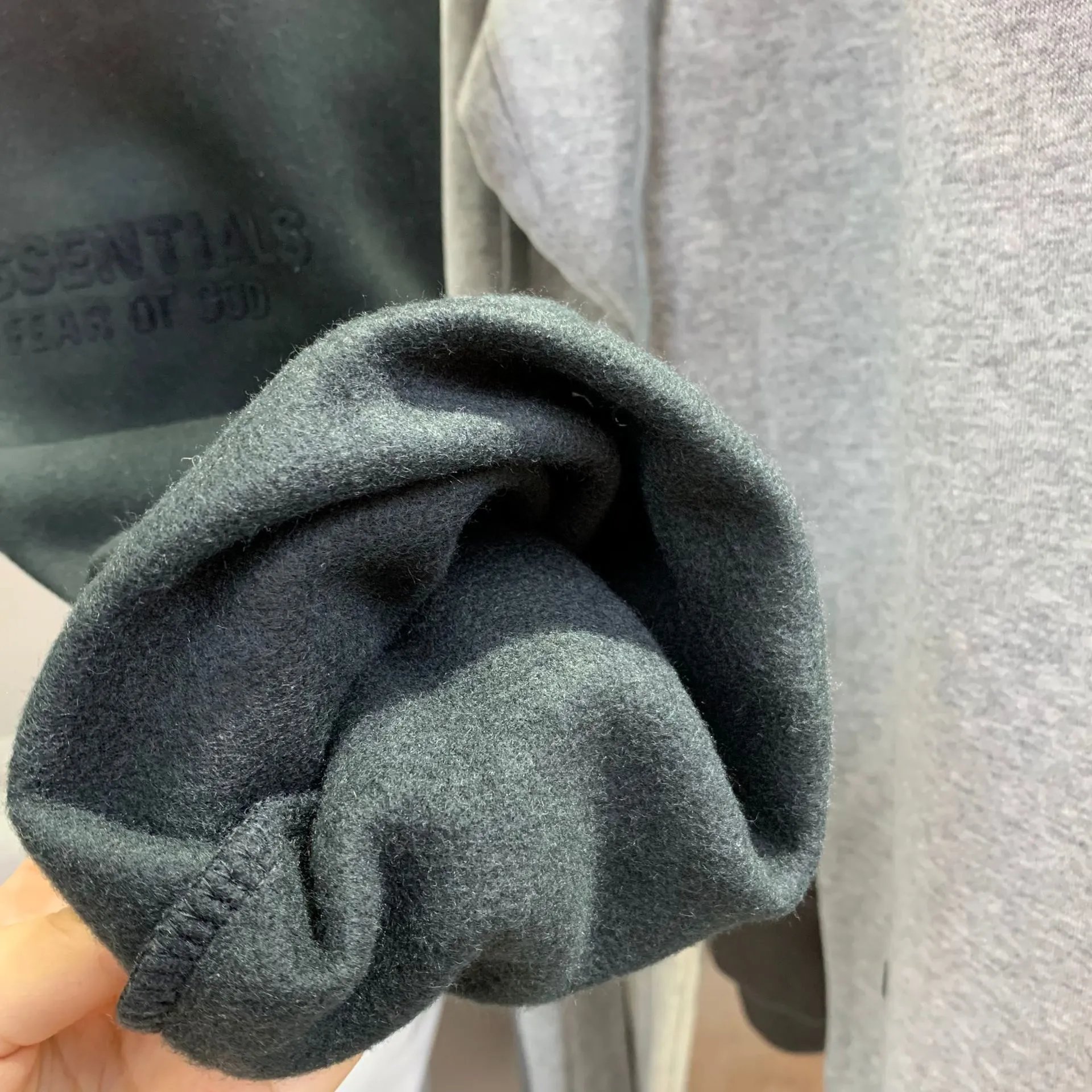 Fear of God Essentials Logo Sweatpants Gray - 25