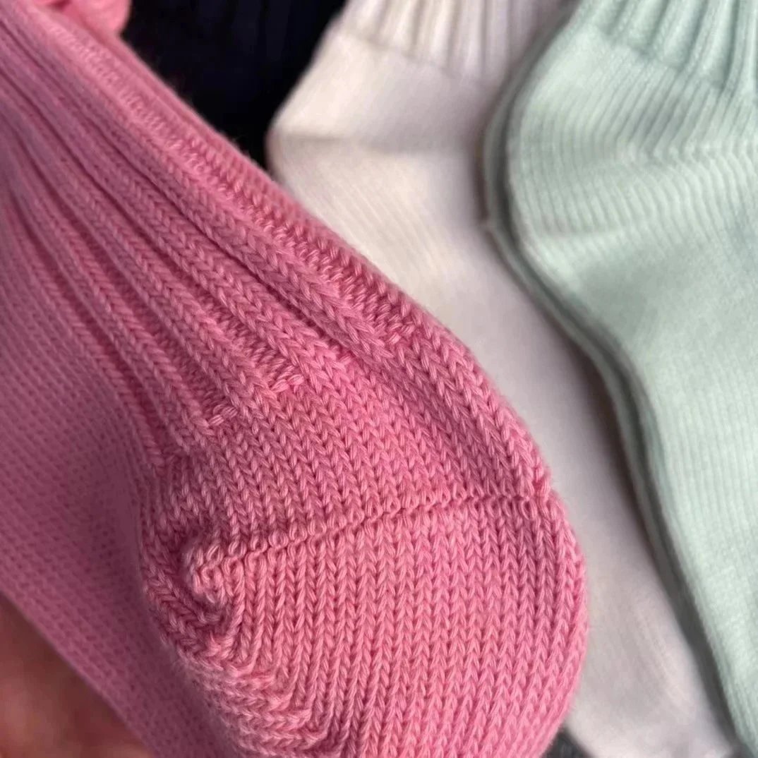 Comme des Garçons Play Heart Logo Ribbed Crew Socks White - 5