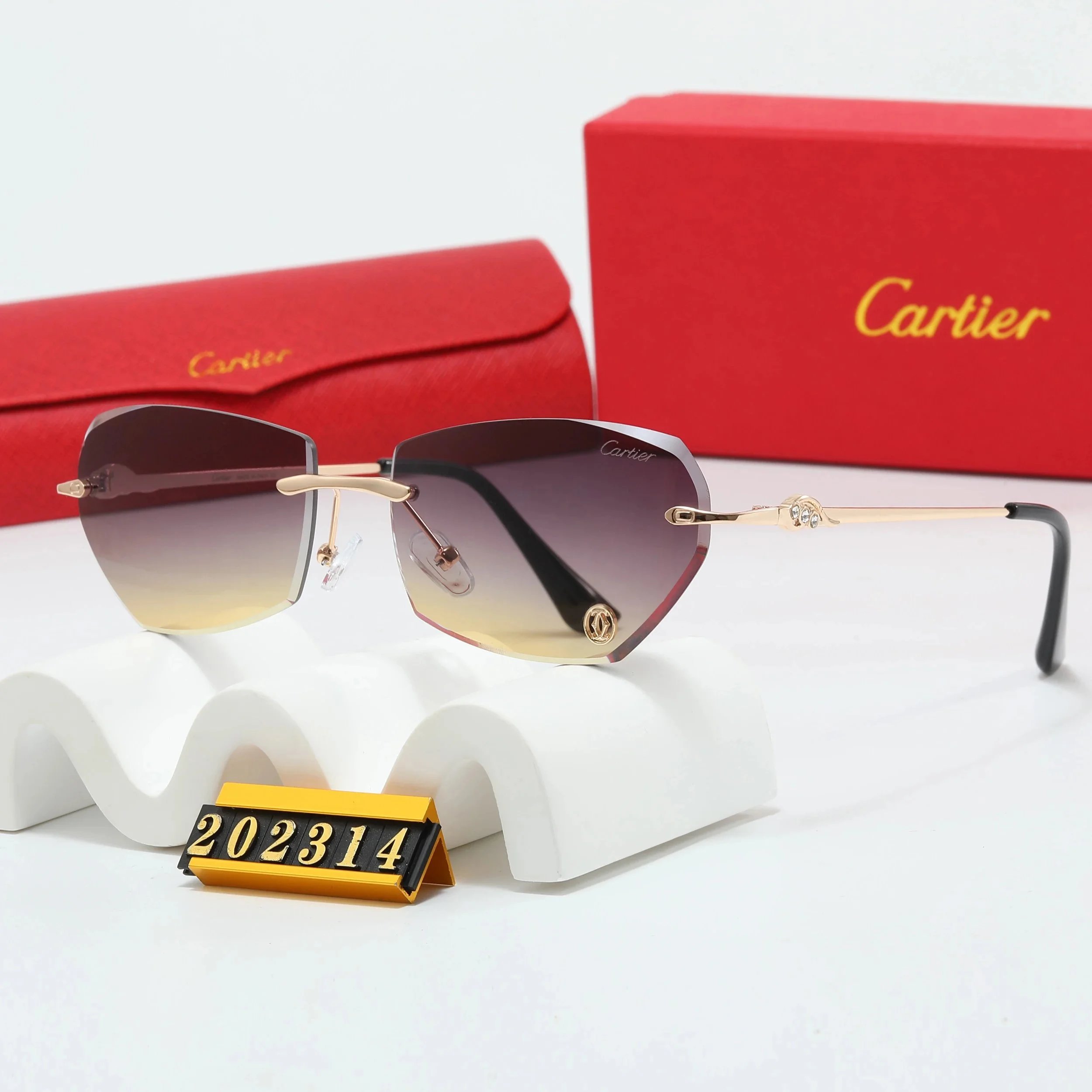 Cartier Sunglasses Rimless Gradient Lens Gold-Tone Frame Sunglasses - 1