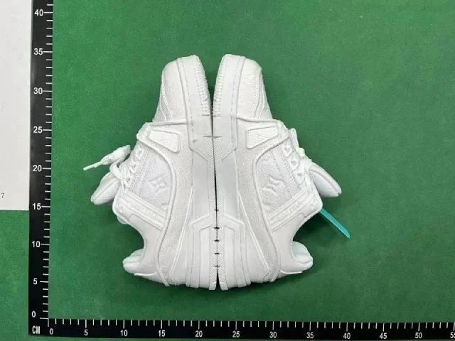 Louis Vuitton Trainer 10 White Mesh Sneakers - 8