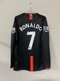 thumbnail for 复古足球服热门款AC/22号卡卡80号