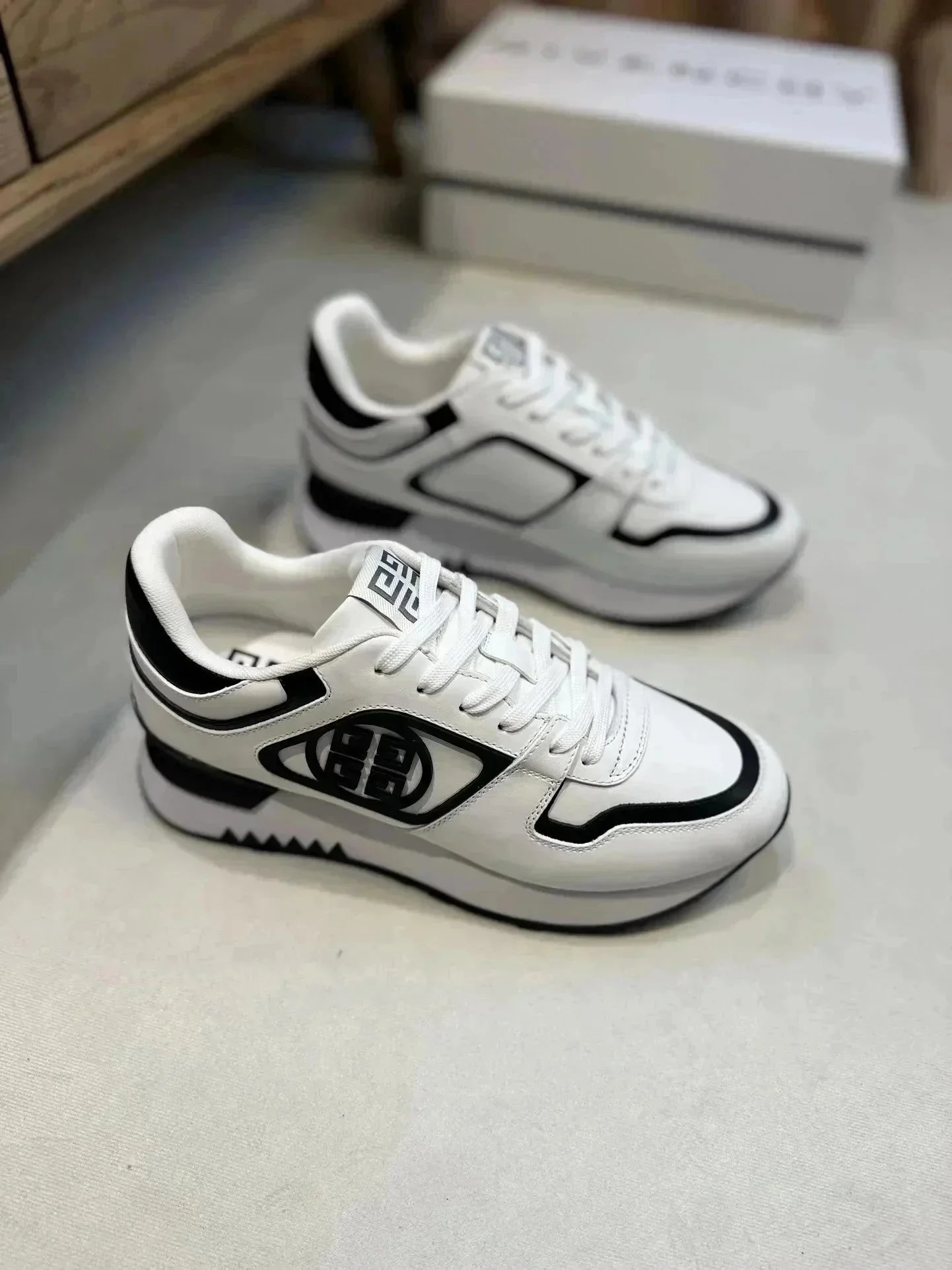 Givenchy Urban Street White Black Sneakers - 1