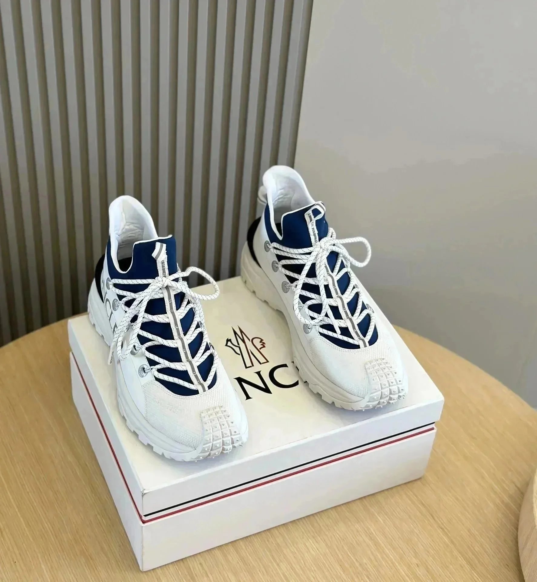 Maison Margiela Tabi Trail Sneakers White and Navy Sneakers - 1