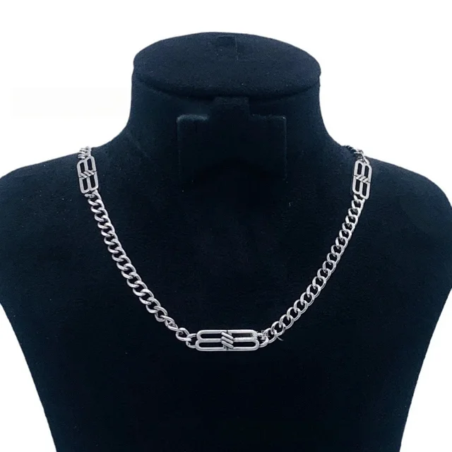 Balenciaga Jewelry Cuban Link BB Logo Necklace product detail image 11