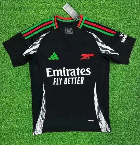 Liverpool FC 2023-24 Home Jersey Red - 11