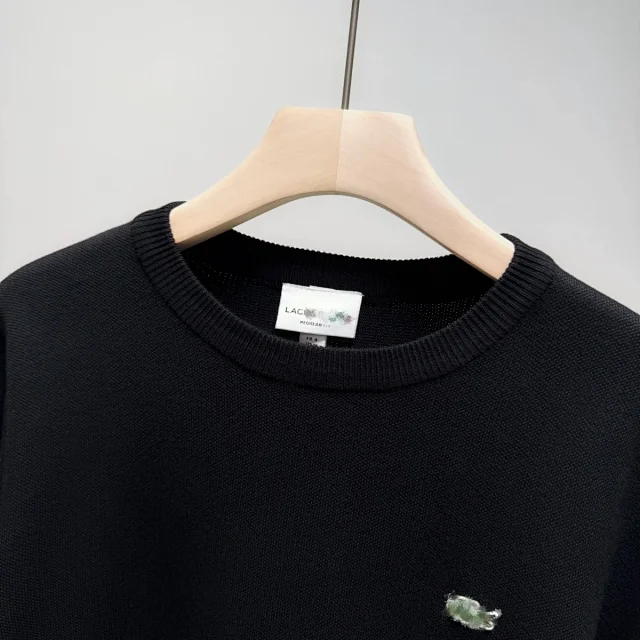 Lacoste Knitwear Crew-neck crocodile-logo knit sweater product detail image 2