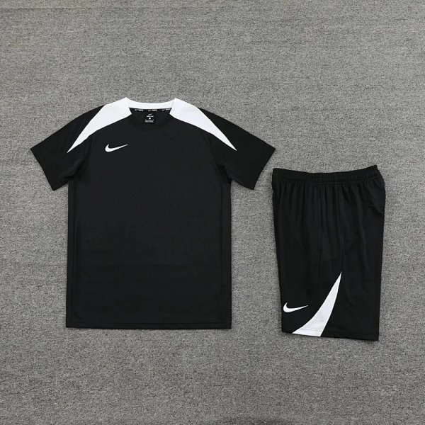 Nike Training Set Black / White Activewear product listing in Litbuy spreadsheet finds