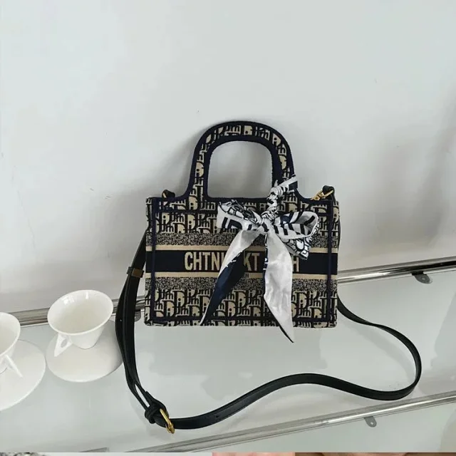 Unbranded Crossbody Bags Monogram Print Bag product detail image 2