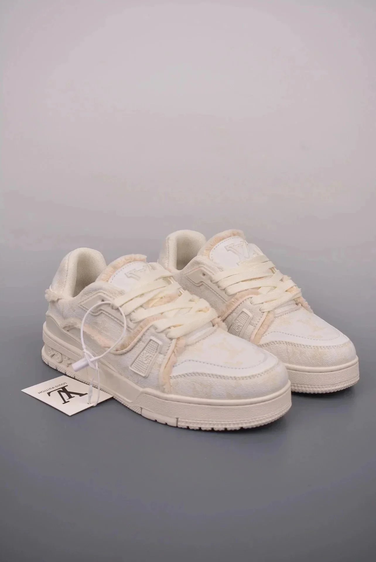 Louis Vuitton Trainer Low Monogram Denim Off-White Sneakers - 1