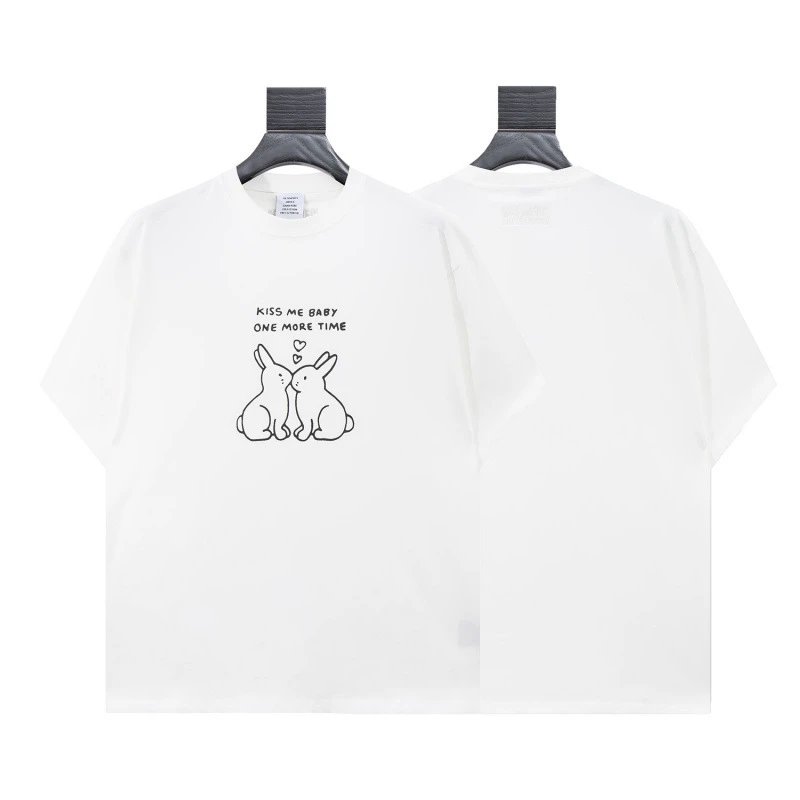 Design KISS ME BABY Rabbit Print White T-Shirt - 1