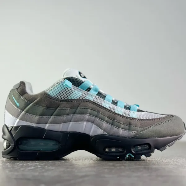 Nike Air Max 95 Sea Glass Sneakers - 1