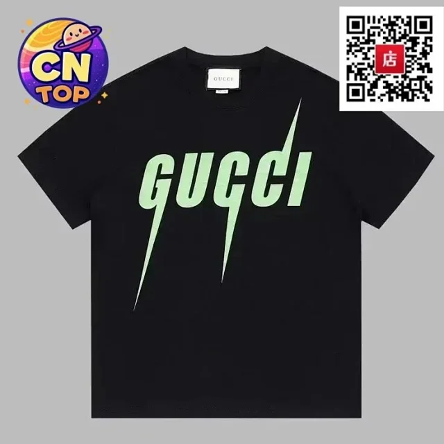 Moncler T-Shirts Logo Print Crewneck T-Shirt product detail image 3