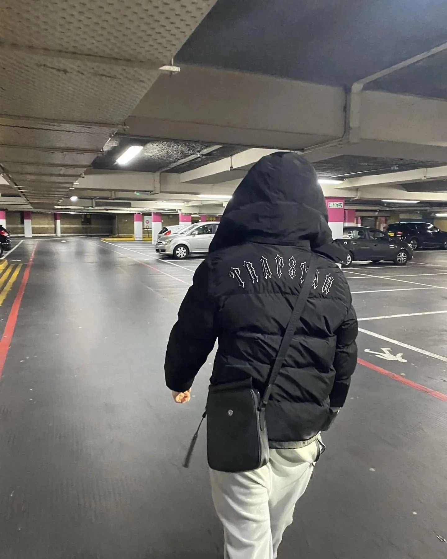 Trapstar Puffer Hooded Jacket Black - 7