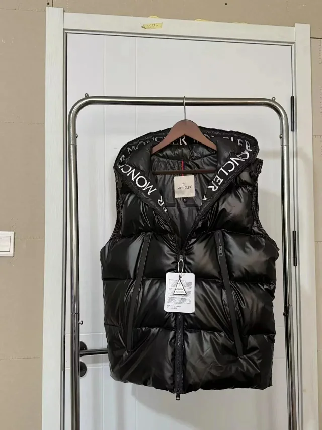 Moncler Vests Hooded puffer vest product detail image 6