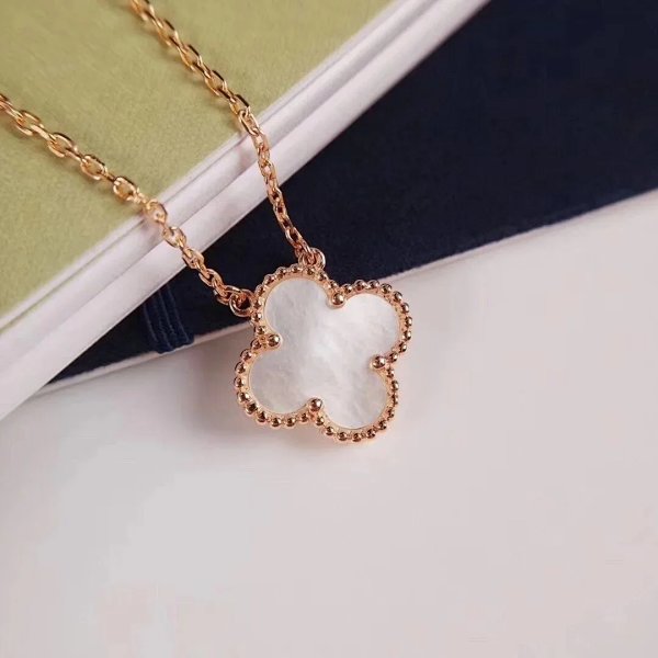 Van Cleef & Arpels Alhambra White Mother-of-Pearl Pendant Necklace Jewelry Necklaces product listing in Litbuy spreadsheet finds
