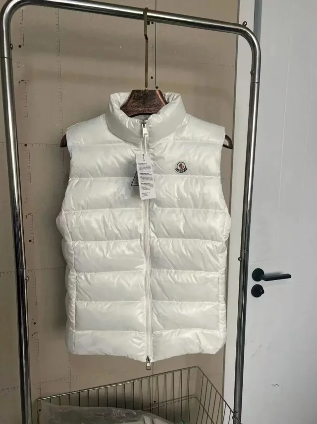 Moncler Vests Hooded puffer vest product detail image 3